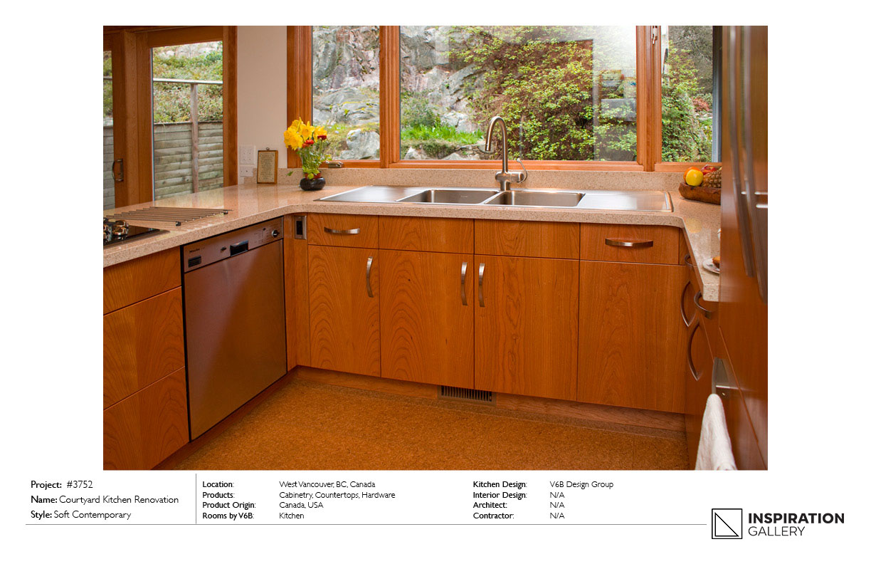 3752 Cont CourtyardKitchen 06